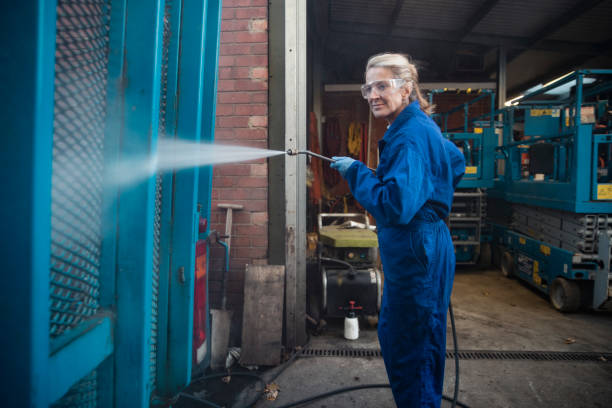Best Garage Pressure Washing  in Mchenry, IL