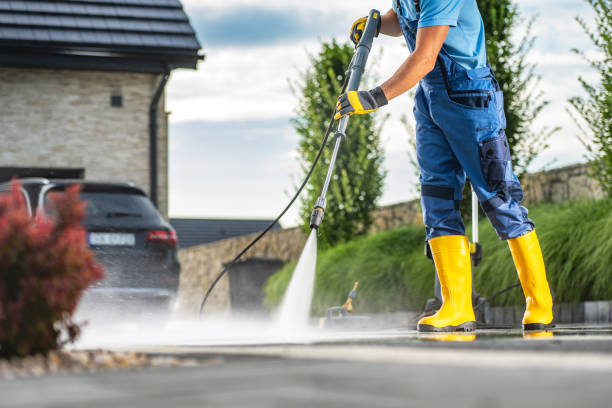 Why Choose Our Certified Pressure Washing Experts for Your Project Needs in Mchenry, IL?